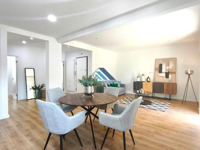 Apartamento T3 em Remodelação Total