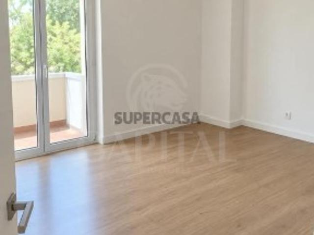 Apartamento T3 em remodelação