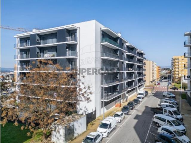 Apartamento T3 em Real, Dume e Semelhe