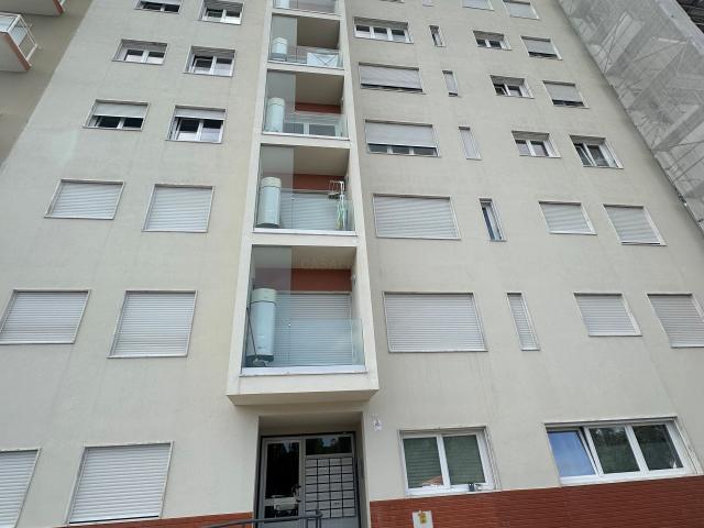 Apartamento T3 em Rio de Mouro