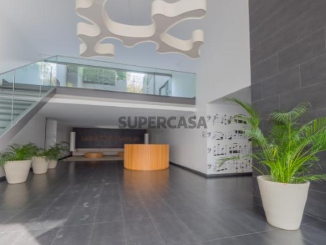Apartamento T3 em São Domingos de Benfica