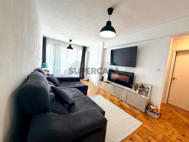 Apartamento T3 em São Domingos de Benfica Excelente Localização