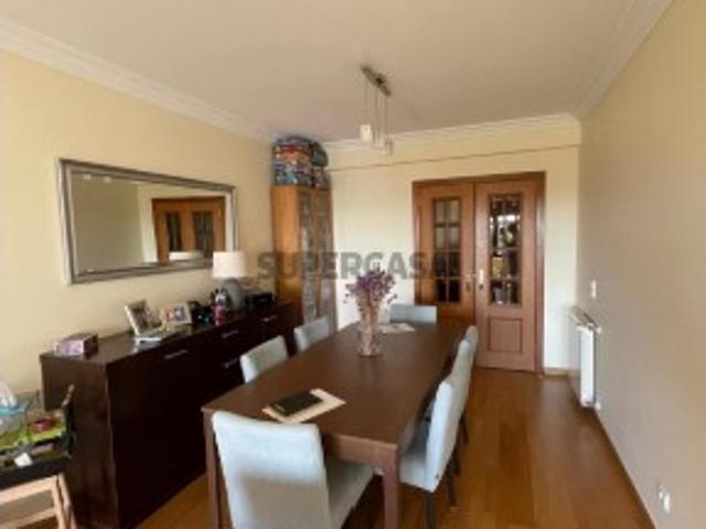 Apartamento T3 em São Domingos de Rana