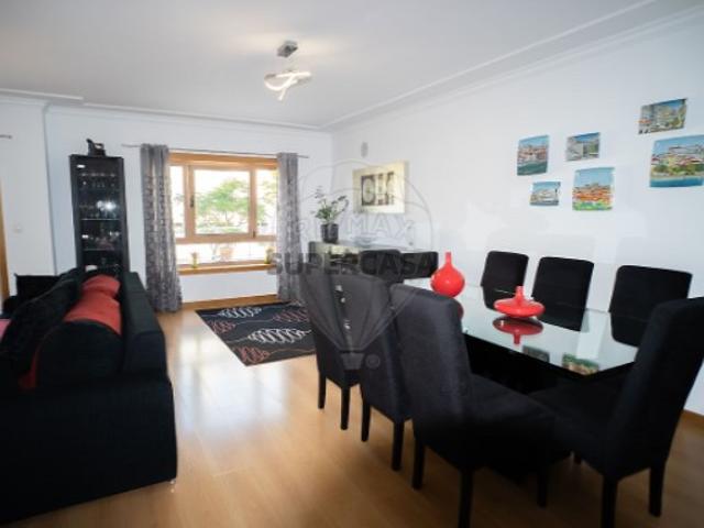 Apartamento T3 em São Domingos de Rana