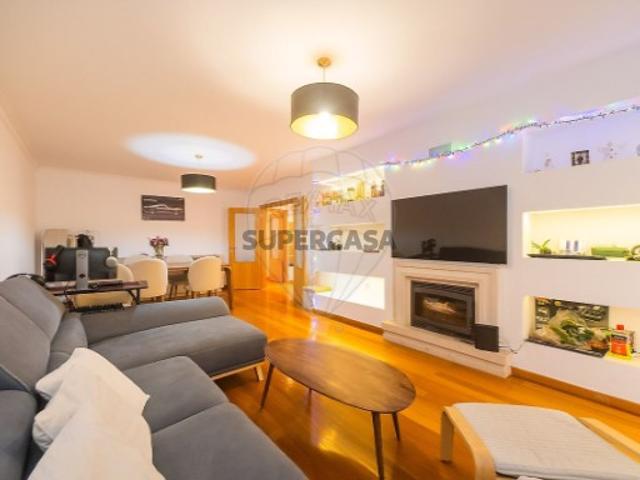 Apartamento T3 em São Domingos de Rana