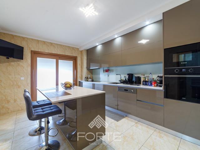 Apartamento T3 em São João de Ver