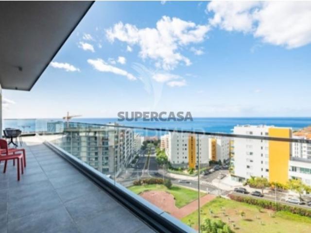 Apartamento T3 em São Martinho