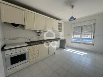 Apartamento T3 em São Sebastião de Guerreiros Remodelação Total