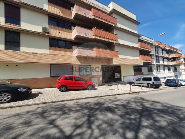 Apartamento T3 em São Sebastião