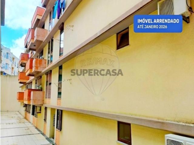 Apartamento T3 em São Sebastião