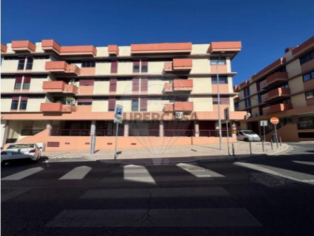 Apartamento T3 em São Sebastião
