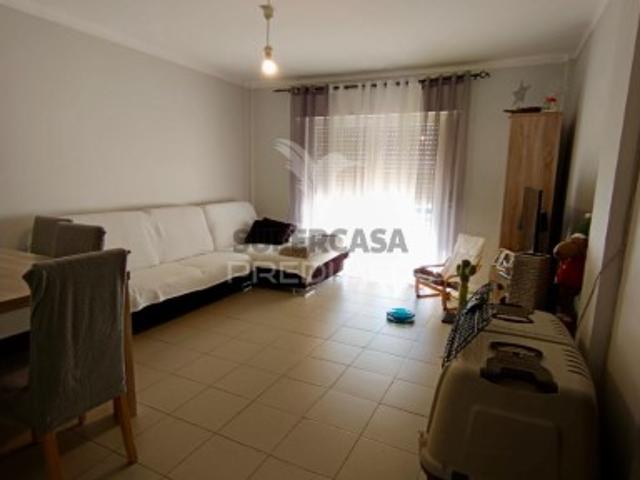 Apartamento T3 em São Sebastião