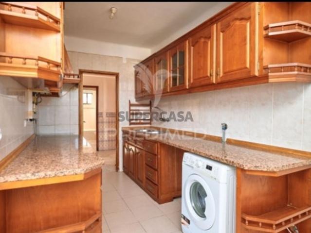 Apartamento T3 em São Sebastião