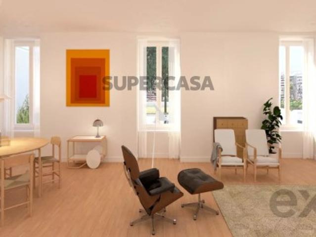 Apartamento T3 em São Sebastião