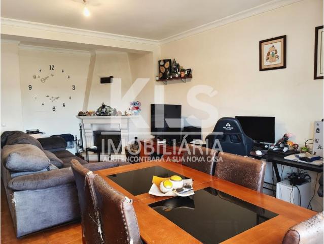 Apartamento T3 em São Pedro