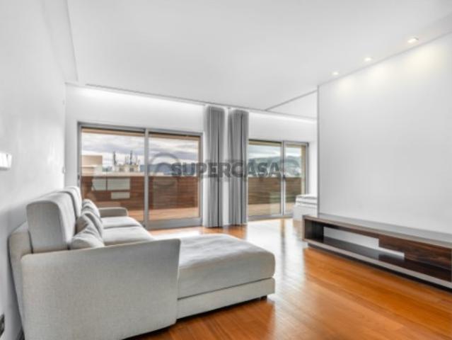 Apartamento T3 em São Vicente