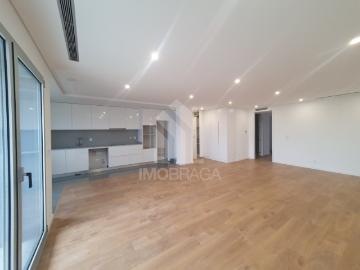 Apartamento T3, em S. Vicente, Braga