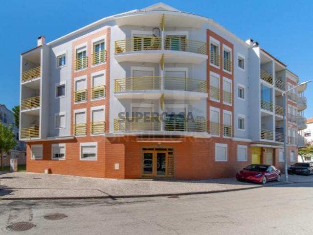 Apartamento T3 em Samora Correia