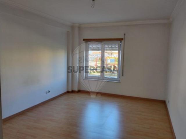 Apartamento T3 em Samora Correia