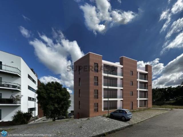 Apartamento T3 em Santa Clara