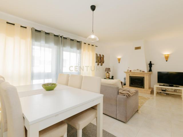 Apartamento T3 em Santa Iria de Azoia, Loures