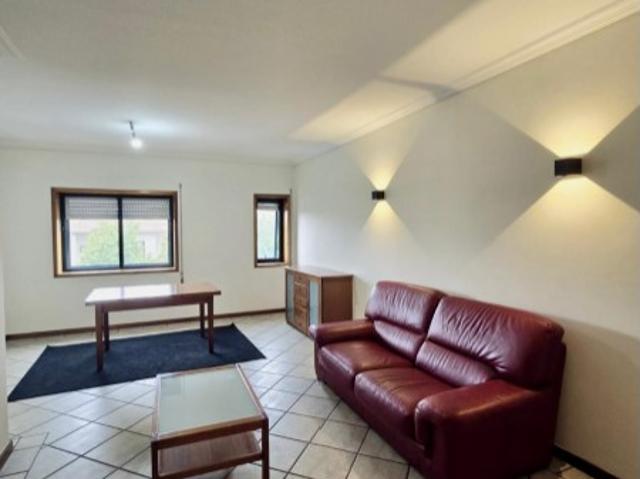 Apartamento T3 em Santa Joana