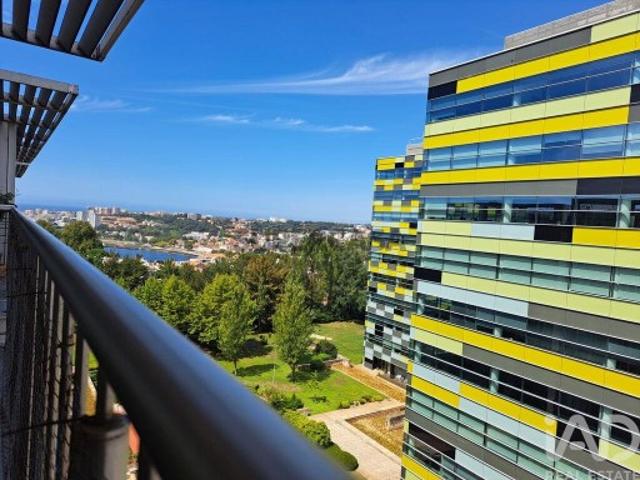 Apartamento T3 em Santa Marinha e São Pedro da Afurada de 156 m²