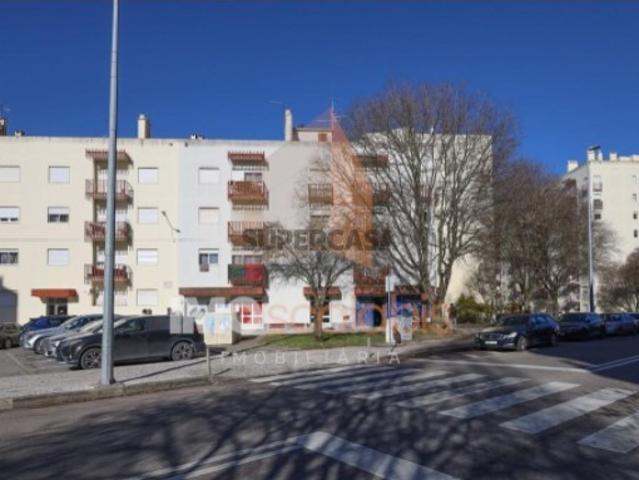 APARTAMENTO T3 EM SANTARÉM