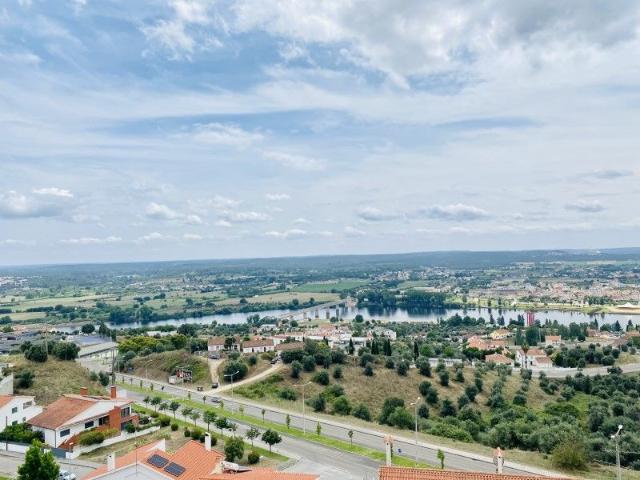 Apartamento T3 em Santarém