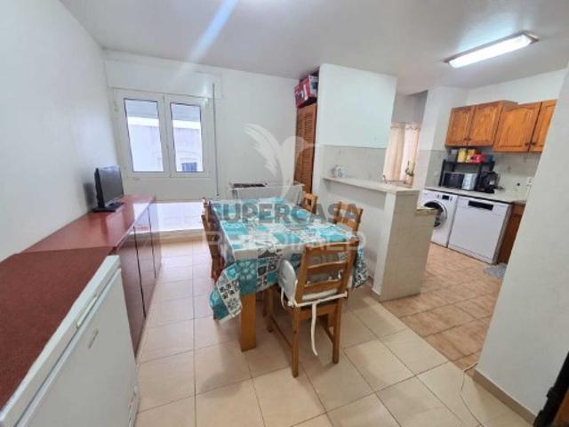 Apartamento T3 em Santiago Maior e São João Baptista