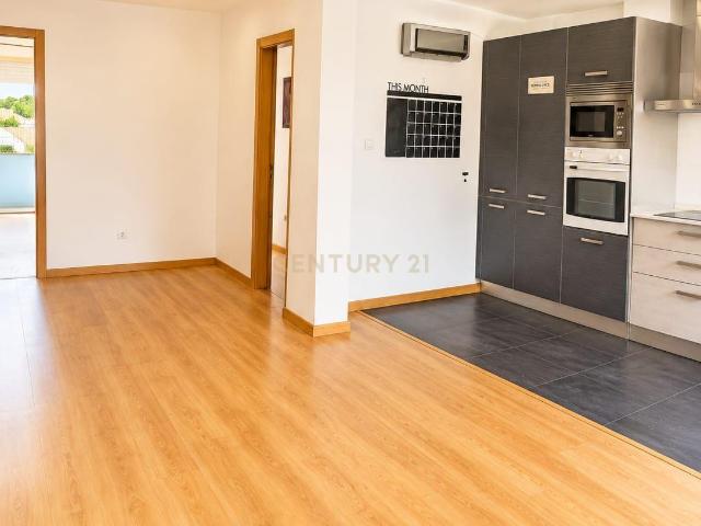 Apartamento T3 em Santo António da Charneca, Barreiro