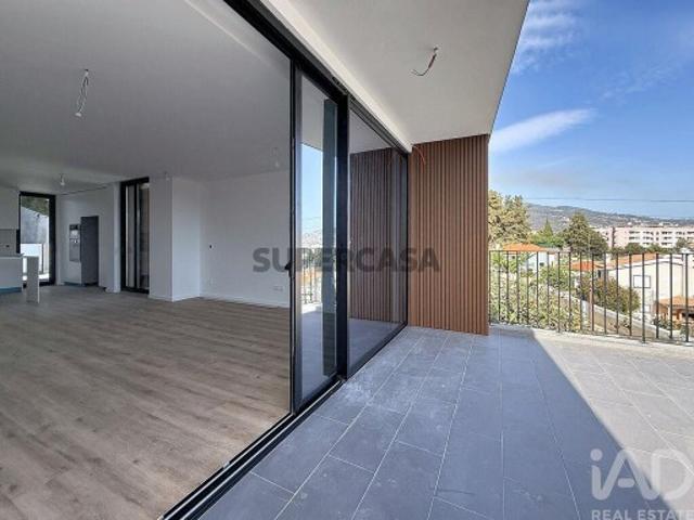 Apartamento T3 em Santo António de 202,00 m²
