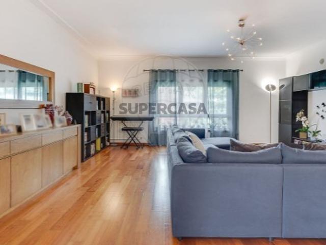 Apartamento T3 em Sacavém e Prior Velho