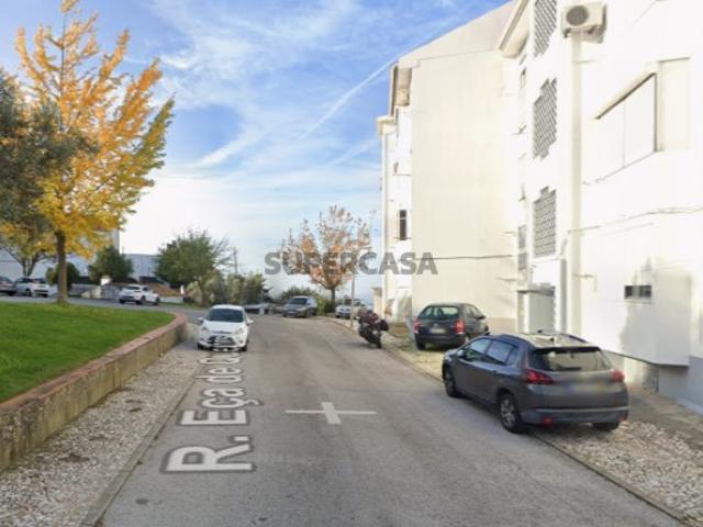 Apartamento T3 em Sé e São Lourenço