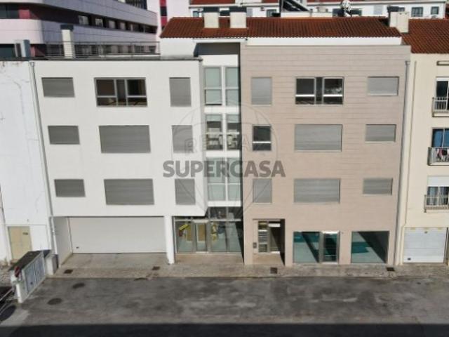 Apartamento T3 em Sé Nova, Santa Cruz, Almedina e São Bartolomeu