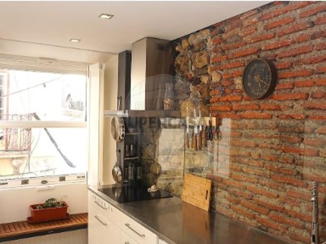 Apartamento T3 em Sé Nova, Santa Cruz, Almedina e São Bartolomeu