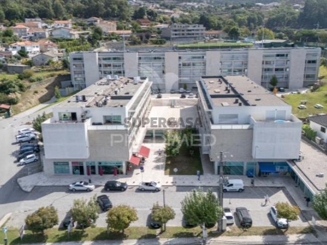 Apartamento T3 em Serzedelo