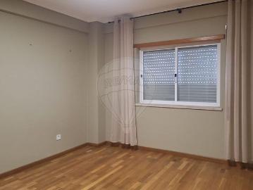Apartamento T3 em Setúbal