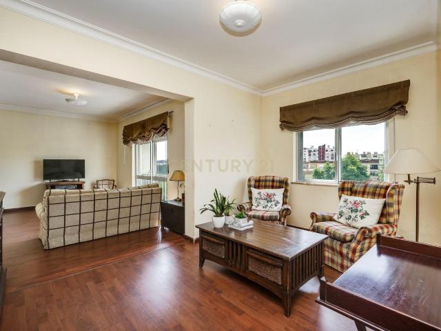 Apartamento T3 em Setúbal