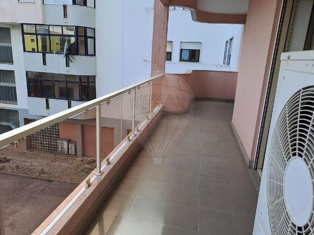 Apartamento T3 em Setúbal