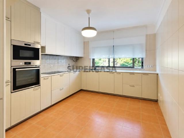 Apartamento T3 Excelente Estado e Excelente Localização
