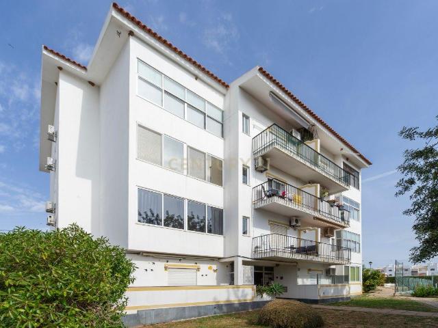Apartamento T3 excelentes áreas, varandas em todas as divisões, Vale de Caranguejo, Tavira