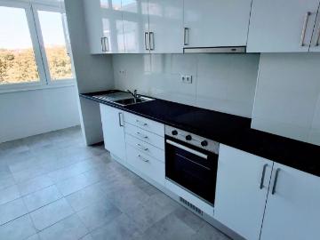 Apartamento para alugar em Falagueira-Venda Nova - Varanda