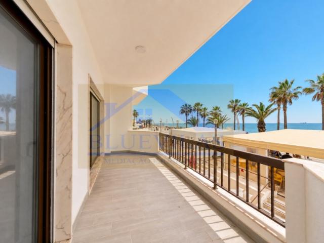 Apartamento T3 Frente Mar Quarteira