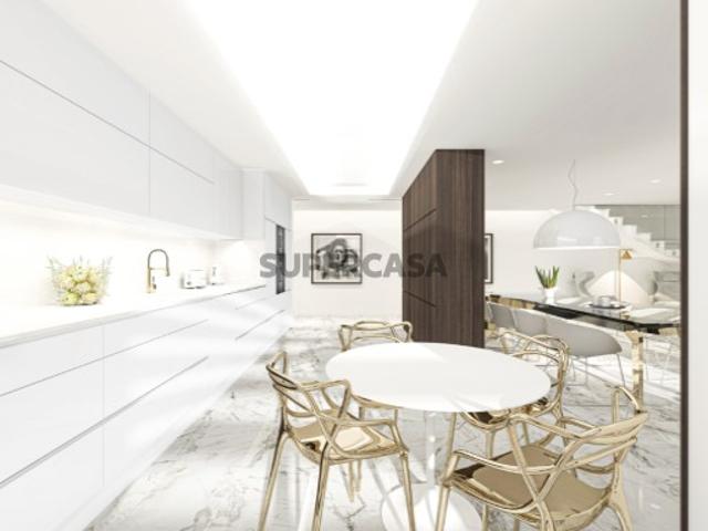 Apartamento T3 TERRAÇO | Conforto e Comodidade em Condomínio PISCINA