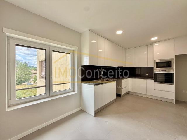 Apartamento T3 Garagem Fechada | Modernidade e Conforto Torres Novas