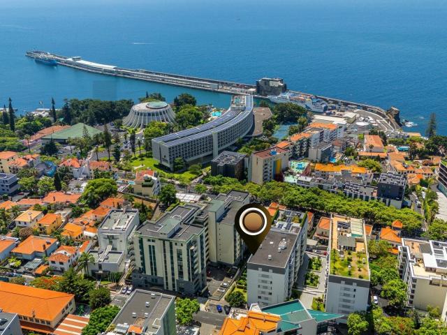Apartamento T3 – Ilhéus | Edifício Costa do Sol Iv | Funchal 103m² São Pedro Funchal