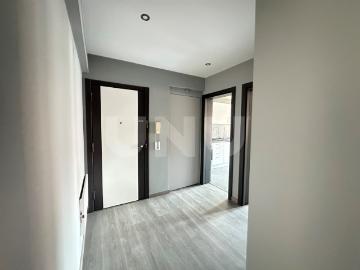 Apartamento T3 Junto à Rotunda Europa