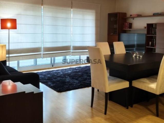 Apartamento T3 junto ao Metro, a 980mts da praia de Matosinhos
