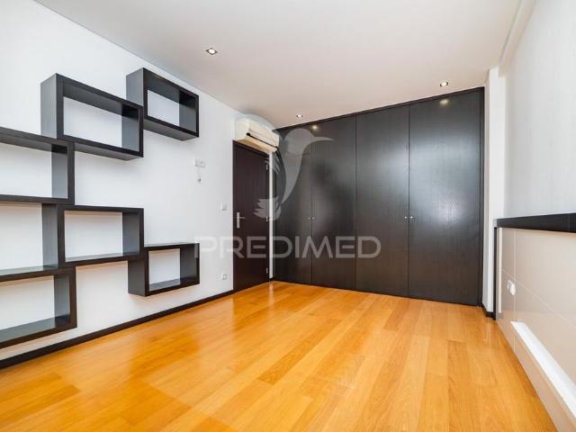 Apartamento t3 lamaçães